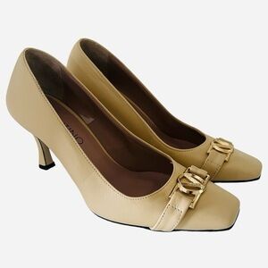 Valentino pump heels light beige horse bit logo front size 6